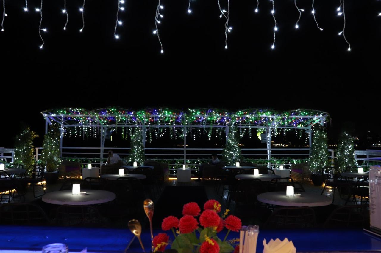 Jwm Hotel And Casino Sihanoukville Eksteriør bilde
